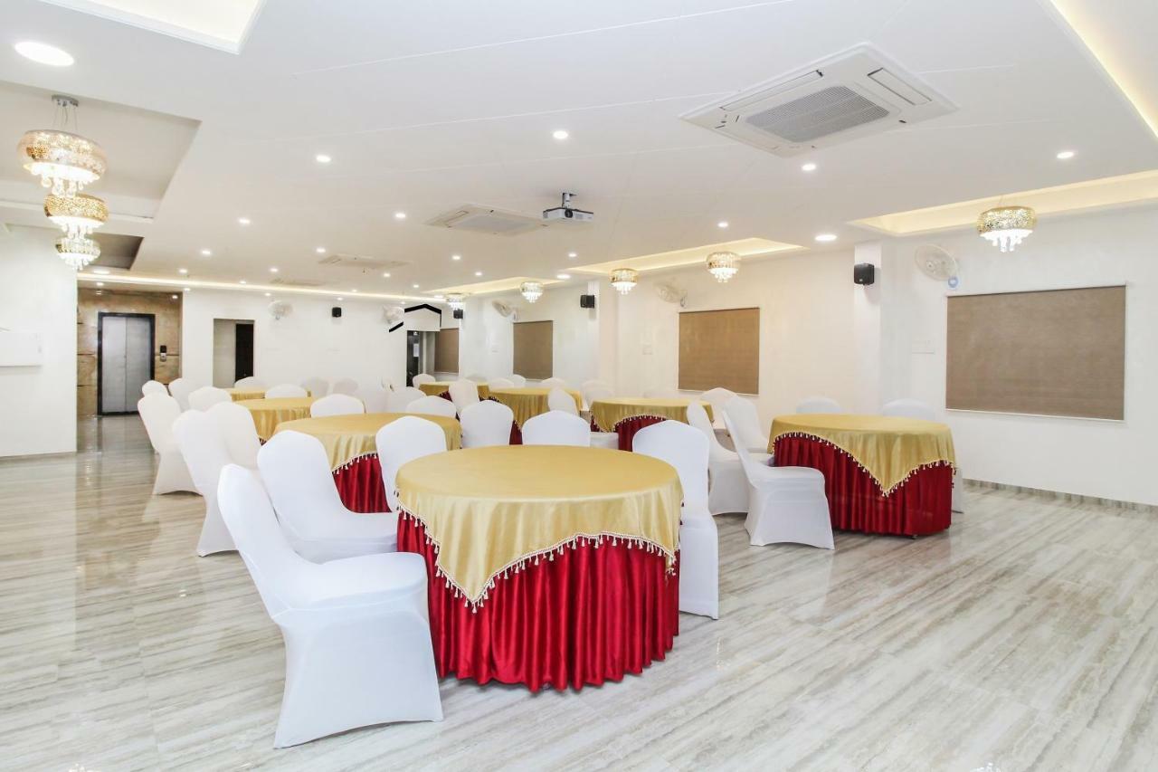 Capital O 40833 Maharaja Hotel & Restaurant Kashipur ภายนอก รูปภาพ